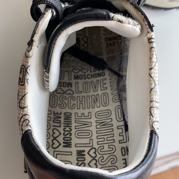 Moschino High Top Sneakers - Picture 4 of 7